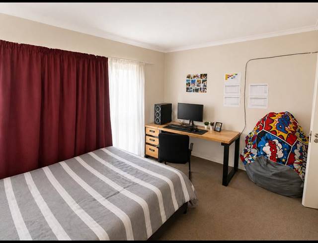 2 BEDROOM APARTMENT FOR SALE IN HATFIELD